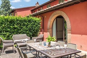 Deluxe Apartment in Villa Salvia - Cignella Resort Tuscany