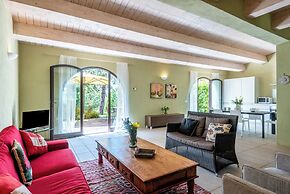 Deluxe Apartment in Villa Salvia - Cignella Resort Tuscany