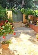 Holiday House Angelos B on Agios Gordios Beach