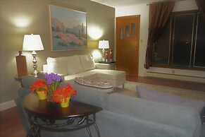 Arhaus 3 Serene Two-bedroom Retreat