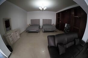 Room in Lodge - Spacious Apartment for 2 People