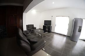 Room in Lodge - Spacious Apartment for 2 People