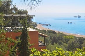 Studio Apartment Papadatos - Pelekas Beach, Corfu