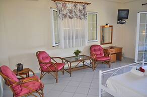 Studio Apartment Papadatos - Pelekas Beach, Corfu