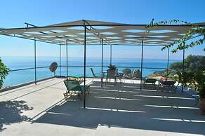 Studio Apartment Papadatos - Pelekas Beach, Corfu