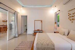 Tranquil Oasis 3BR Villa