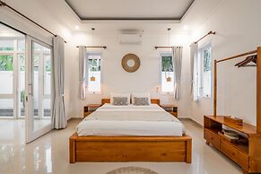 Tranquil Oasis 3BR Villa