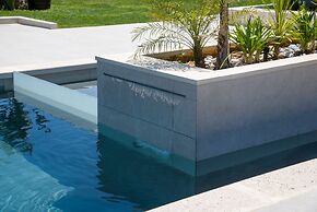 Eleanthi Modern Living