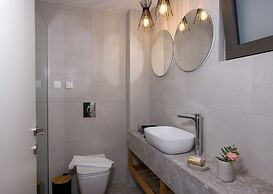 Eleanthi Modern Living