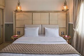 2 Bed Villa - Sleeps 4 - Pool - Private Chef