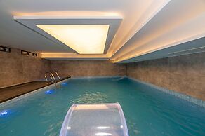 The Conforium Hotel Van