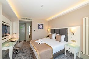 The Conforium Hotel Van