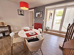 Maison de Ville Confortable Avec Cour Intérieure