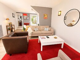 Maison de Ville Confortable Avec Cour Intérieure