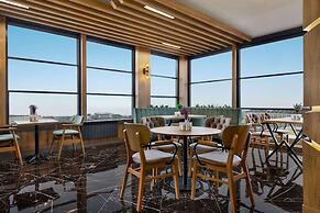 Ramada Encore by Wyndham Istanbul Avcilar