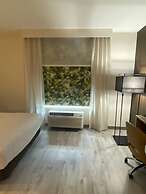 Wyndham Garden Orlando Airport