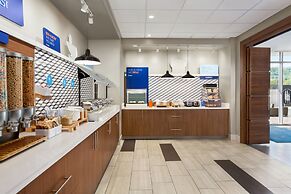 Holiday Inn Express and Suites Ukiah by IHG