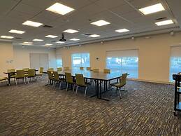 Holiday Inn Express and Suites Ukiah by IHG