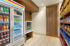Holiday Inn Express and Suites Ukiah by IHG