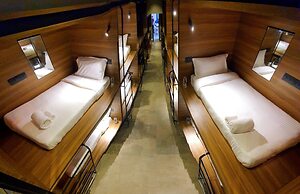 Mayura Aureole Co-living - Hostel