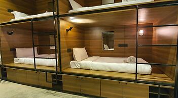 Mayura Aureole Co-living - Hostel