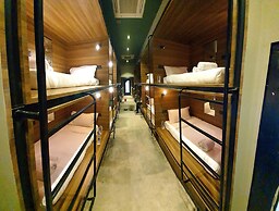 Mayura Aureole Co-living - Hostel