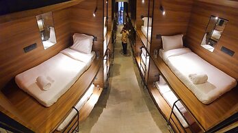 Mayura Aureole Co-living - Hostel