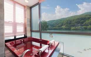 Chuncheon Beato Spa Pension