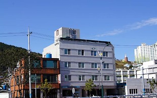 Yeosu Haedong Vill Hostel