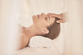 Nivia Born Boutique Hotel