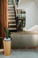 Nivia Born Boutique Hotel