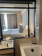 Nivia Born Boutique Hotel