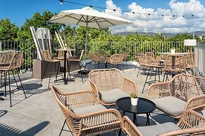 Nivia Born Boutique Hotel