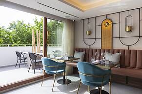 Nivia Born Boutique Hotel