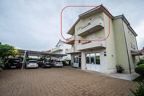 A1 - Modern Luxury apt w. 2 Balconies & sea View