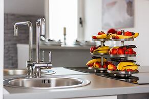 A2 - Modern Luxury apt w. big Balcony, sea View,