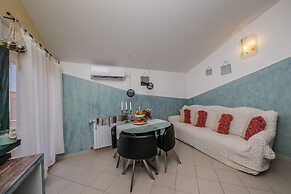 A3 - Modern Luxury apt With Balcony and sea View