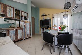 A3 - Modern Luxury apt With Balcony and sea View