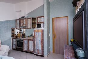 A3 - Modern Luxury apt With Balcony and sea View