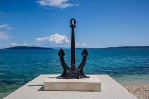 A3 - Modern Luxury apt With Balcony and sea View