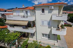 A3 - Modern Luxury apt With Balcony and sea View