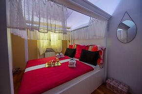 A3 - Modern Luxury apt With Balcony and sea View