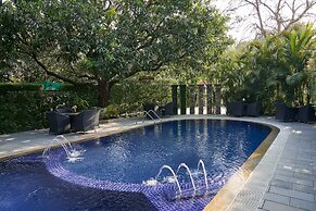 Tree of Life Vanvilas Riveredge