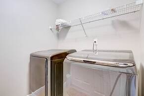 Southern Dunes Comforts Of Home! Golf Views! 4 Bedroom Home by RedAwni