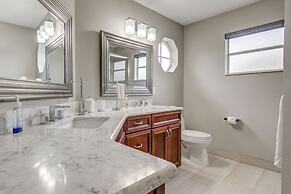 Southern Dunes Comforts Of Home! Golf Views! 4 Bedroom Home by RedAwni