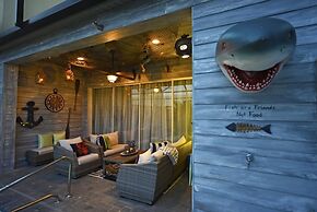 Pirates Dream Home! Fun For All! 3 Bedroom Townhouse by Redawning