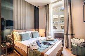 Hotel 77 Seventy-Seven