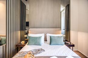 Hotel 77 Seventy-Seven