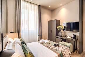 Hotel 77 Seventy-Seven