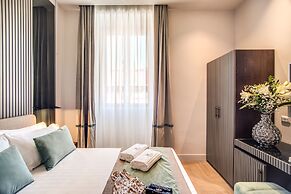 Hotel 77 Seventy-Seven